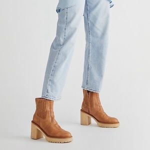 FREE PEOPLE James Chelsea Boots